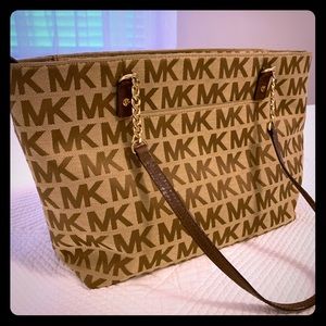 Michael Kors tote